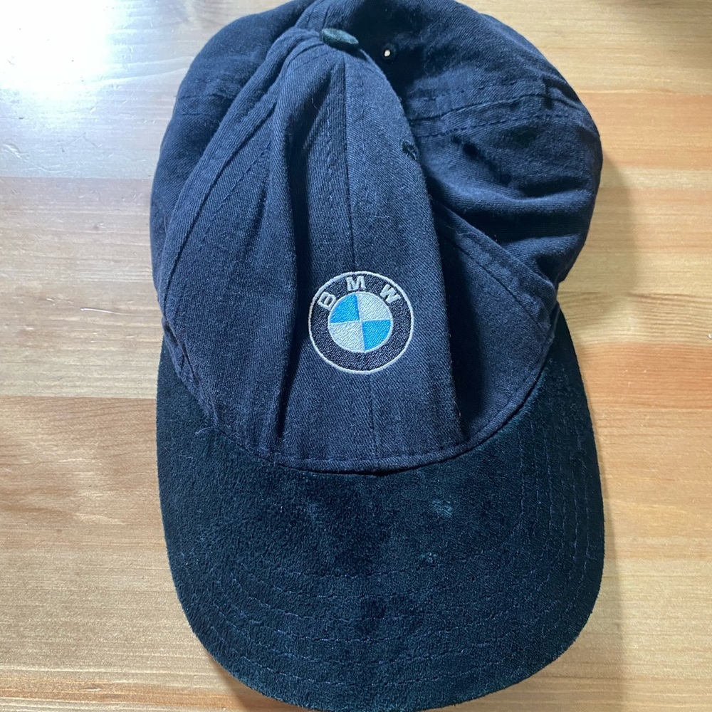 BMW CAP
